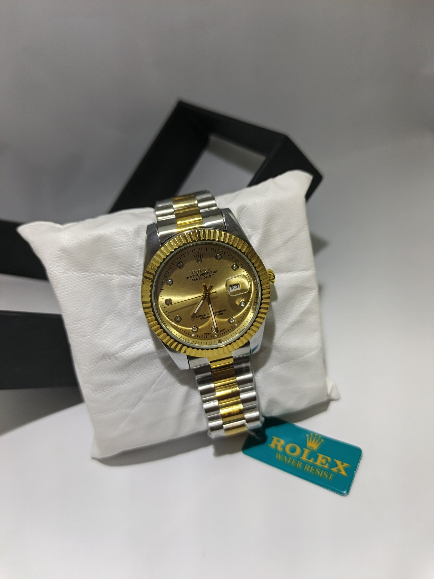 ⌚ Luxury Rolex Style Watch – Premium Dial, Date Display & Butterfly Lock