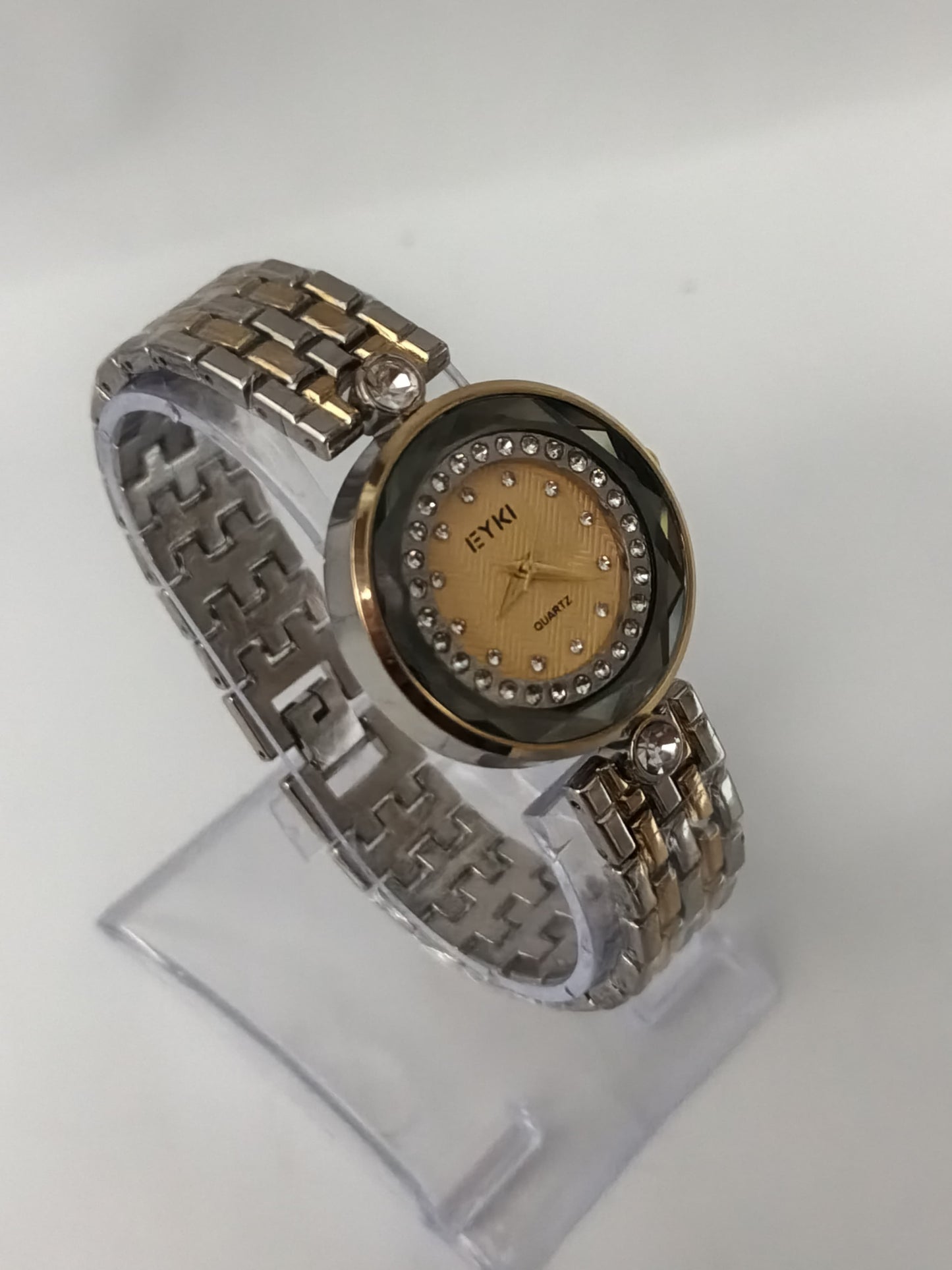 ⌚EYKI Two Tone Silver Copper Female Watch