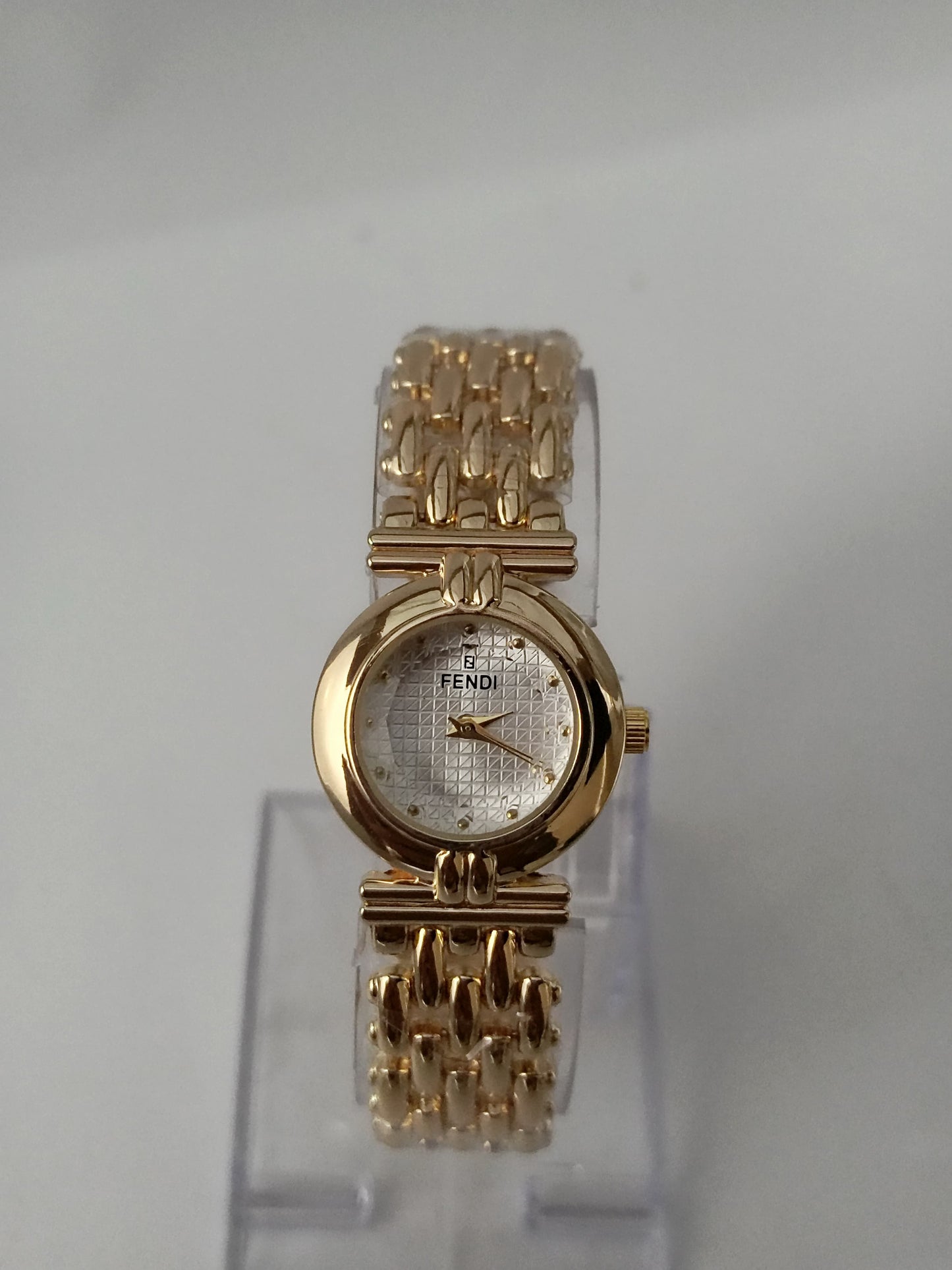 ⌚ Fendi Golden Color Female Watch